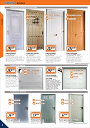 Ofertas de Puerta de garaje  en el folleto de Bricomart