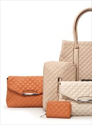 Ofertas de Bolsos  en el folleto de MANGO