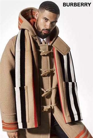 burberry barcelona horario