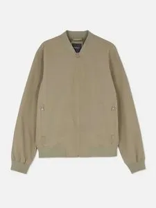 Oferta de Cazadora bómber con cremallera por 25€ en Primark