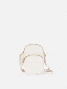 Oferta de Bolso de mano para el móvil de piel sintética por 6€ en Primark
