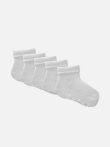 Oferta de Pack de calcetines tobilleros con caña vuelta por 3€ en Primark