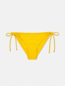 Oferta de Braguita de bikini triangular con cordón lateral por 5€ en Primark