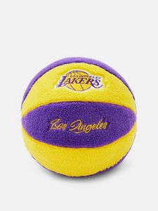 Oferta de Cojín de baloncesto de Los Angeles Lakers de la NBA por 13€ en Primark
