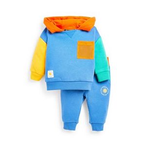 Oferta de Chándal con capucha y diseño de colores en contraste para bebé niño por 14€ en Primark