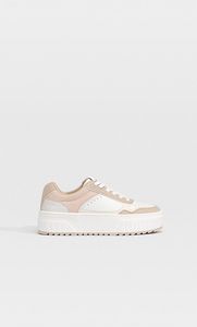 Oferta de Zapatillas flatform multipiezas por 27,99€ en Stradivarius