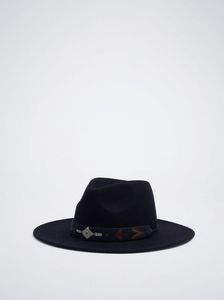 Oferta de Sombrero De Lana, Azul Marino por 27,99€ en Parfois