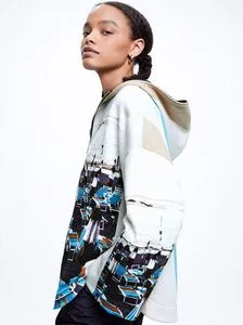 Oferta de Sudadera Estampada Con Capucha

 Sudadera Estampada Con Capucha por 35,99€ en Parfois