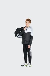 Oferta de CORTAVIENTOS TRAINING TENTH FUTBOL NIÑO por 9,99€ en Décimas