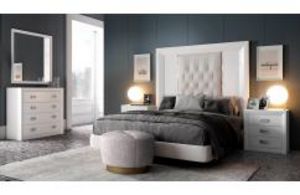 Oferta de Elegante dormitorio de matrimonio con cabecero tapizado por 899,99€ en Rapimueble