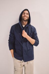 Oferta de Chaqueta con capucha algodón lavado por 59,99€ en Cortefiel