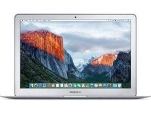 Oferta de MacBook Air APPLE Gris AL13M2015516012804AA2 (Reacondicionado Grade A - 13'' - i5 1.6 GHz - 4 GB - 128 GB SSD - Intel HD Graphics 6000) por 385€ en Worten