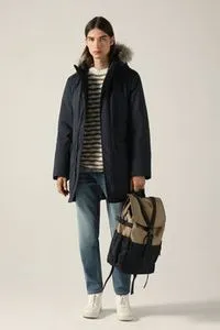 Oferta de Parka larga pluma por 37,99€ en Fifty Factory