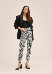 Oferta de Jeans zebra por 9,99€ en MANGO