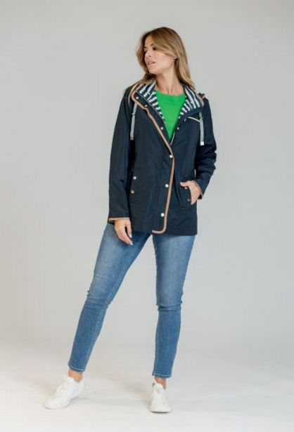 October | Catálogos de la Colección SS 2022