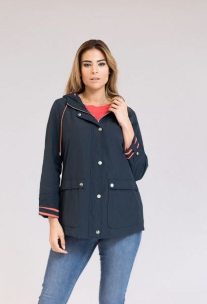 October | Catálogos de la Colección SS 2022