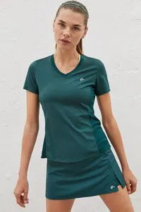 Oferta de Falda malla interior verde por 21,99€ en Springfield