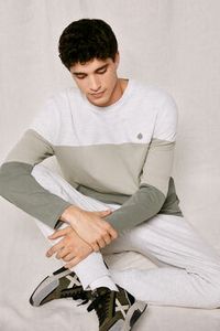 Oferta de Camiseta color block por 9,99€ en Springfield