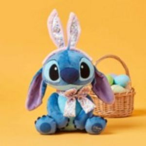 Oferta de Peluche mediano Stitch Pascua, Disney Store por 37€ en Disney