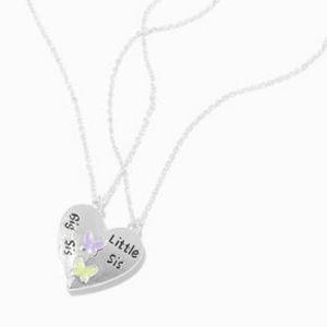 Oferta de Best Friends Big Sis & Little Sis Butterfly Split Heart Pendant Necklaces - 2 Pack por 8,99€ en Claire's
