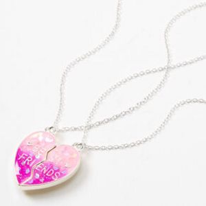 Oferta de Best Friends Glow In The Dark Pink Confetti Split Heart Necklaces - 2 Pack por 7,79€ en Claire's