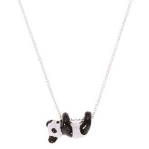 Oferta de Swinging Panda Pendant Necklace por 2,99€ en Claire's