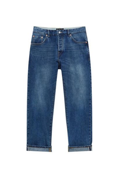 Oferta de Jeans standard fit detalle lavado por 29,99€