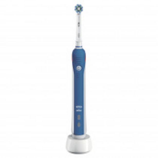 Oferta de Oral-B Pro 2 2000N CrossAction Adulto Cepillo dental oscilante Azul por 44,25€