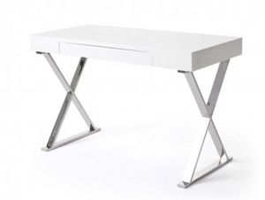 Oferta de Mesa de escritorio color blanco y patas acero inoxidable por 482,79€ en Merkamueble