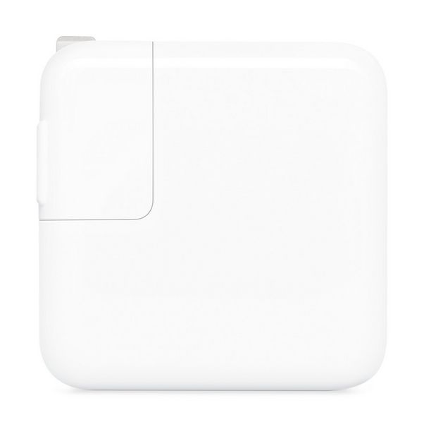 Oferta de REACONDICIONADO Cargador - Apple Adaptador de corriente, USB-C de 30 W, Blanco por 43,99€ en Media Markt