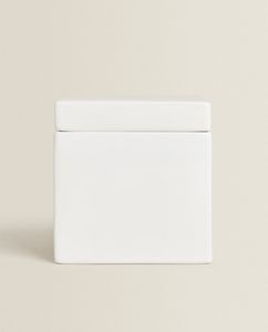 Oferta de BOTE LOZA BLANCO por 7,99€ en ZARA HOME
