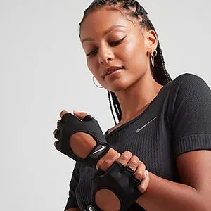 Oferta de Nike guantes Ultimate por 29€ en JD Sports