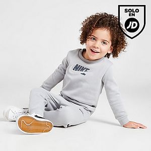 Oferta de Nike chándal para bebé por 40€ en JD Sports