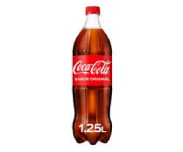Oferta de Refresco de cola COCA COLA 1,25 l. por 1,39€