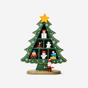 Oferta de Construye tu propio árbol de Navidad por 5€ en Flying Tiger