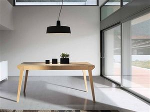 Oferta de MESA DE COMEDOR JAM por 1640€ en Círculo Muebles