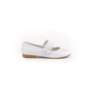 Oferta de MERCEDES COMUNION FLOR BLANCO por 39,9€ en Salvador Artesano