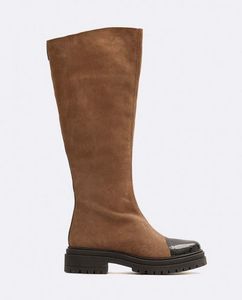 Oferta de BOTA ALTA TIRA TRASERA SERRAJE MARRON por 69€ en CUPLÉ
