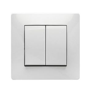 Oferta de Conmutador cruce de empotrar FAMATEL Habitat 15 blanco por 9,05€ en Cadena88