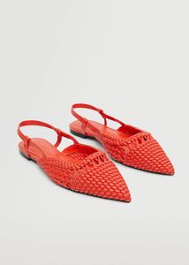 Oferta de Zapato trenzado por 22,99€ en MANGO