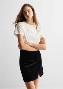 Oferta de Minifalda terciopelo por 15,99€ en MANGO