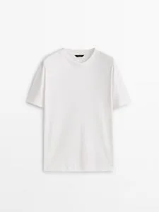 Oferta de Camiseta Manga Corta 100% Algodón por 25,95€ en Massimo Dutti
