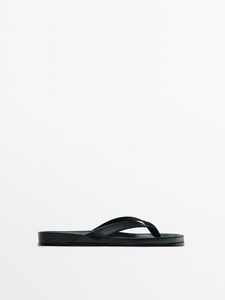 Oferta de Sandalia Piel Tiras por 79,95€ en Massimo Dutti