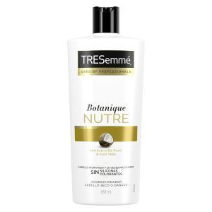 Oferta de "Acondicionador Botanique Coco 685ml" por 6,49€ en Sorli