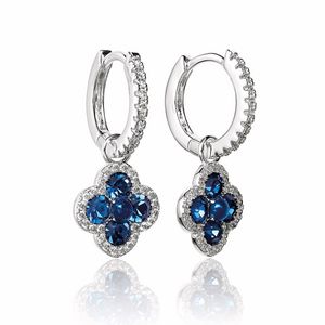 Oferta de Pendientes Blue Lapis Ice Clover por 41,99€ en Oriflame