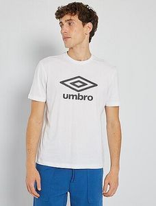Oferta de Camiseta de deporte 'Umbro' por 8€ en Kiabi