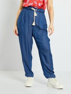 Oferta de Pantalón vaporoso corte slim por 22€ en Kiabi