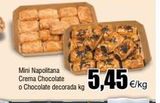 Oferta de Mini Napolitana Crema Chocolate o Chocolate decorada kg  5,45€/kg  en Froiz