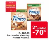 Oferta de En TODOS los cereales y barritas Fitness NESTLÉ en Carrefour