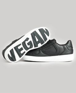 Oferta de Zapatillas de baloncesto veganas de suela gruesa por 55€ en Superdry